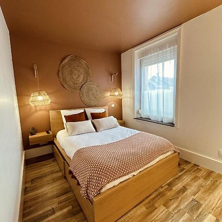 Studio 2 Du Spa Celinie Warcq Bagian luar foto